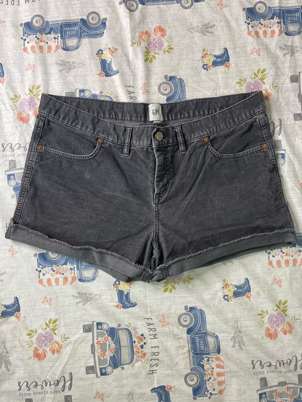 Gap Gray Raw Hem Micro Cords Cut Off Corduroy Shorts Women’s Size 14